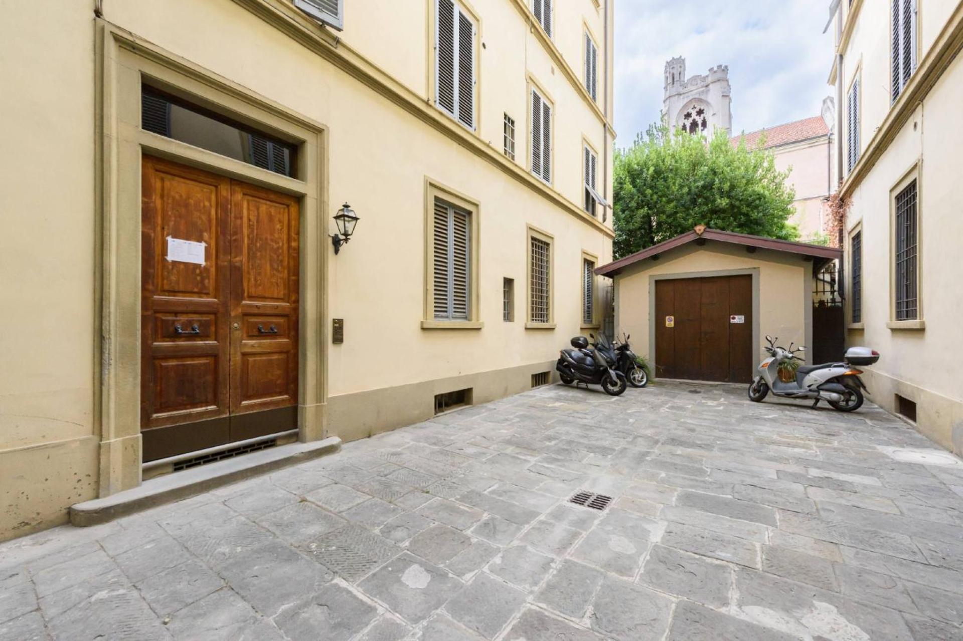 Florence- Oricellai Two Bedroom * Florence